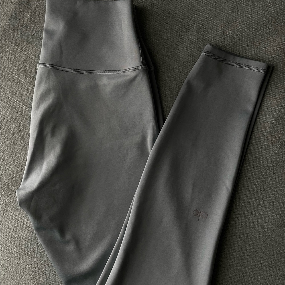 Alo high waisted Yoga Gray Leggings - legging style 87370